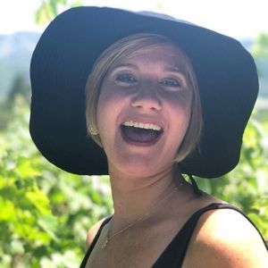 Meet your Posher, Carrie